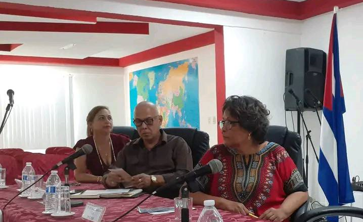 "Henry Reeve, ejército de luz"